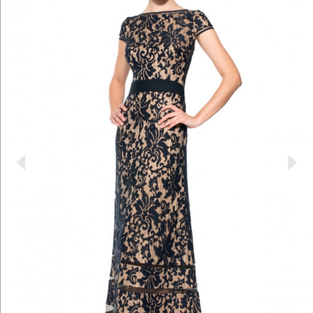 Long Gown size 4 EUC